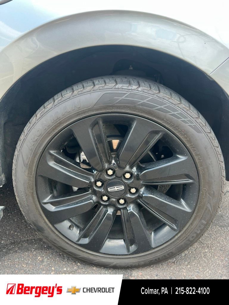 Used 2023 Lincoln Navigator L Black Label AWD/4WD image 16