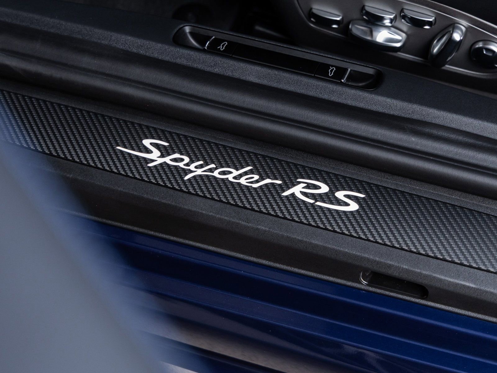 Certified 2025 Porsche 718 Boxster Spyder RS image 31