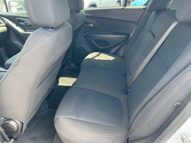 Used 2021 Chevrolet Trax LS w/ Tint and Cruise Package FWD image 21