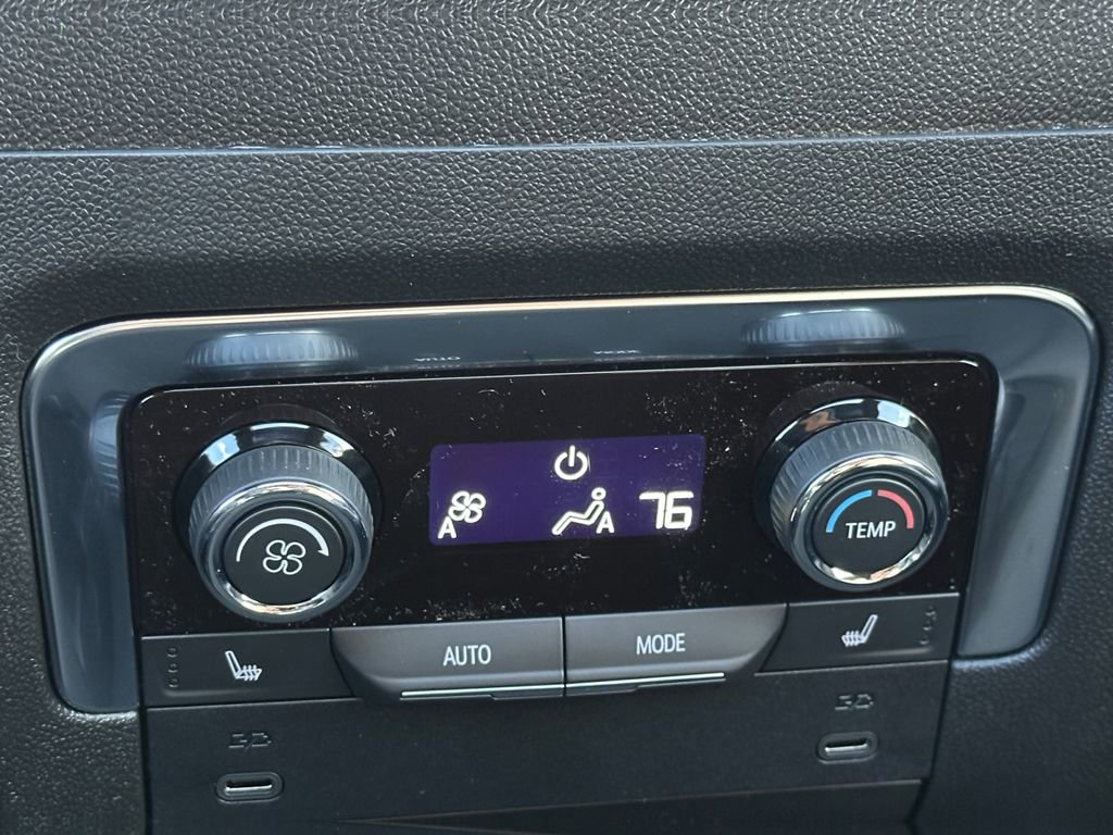 New 2026 Chevrolet Suburban Premier w/ Sun And Tow Package image 22