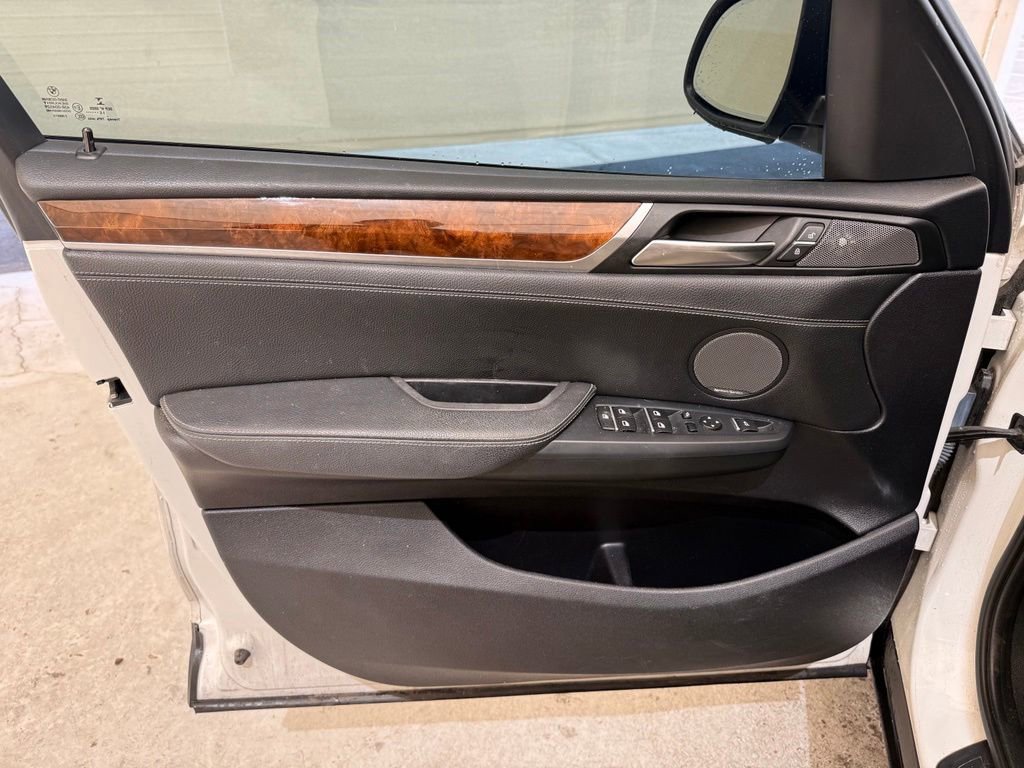 Used 2016 BMW X3 xDrive28i w/ Premium Package AWD/4WD image 12