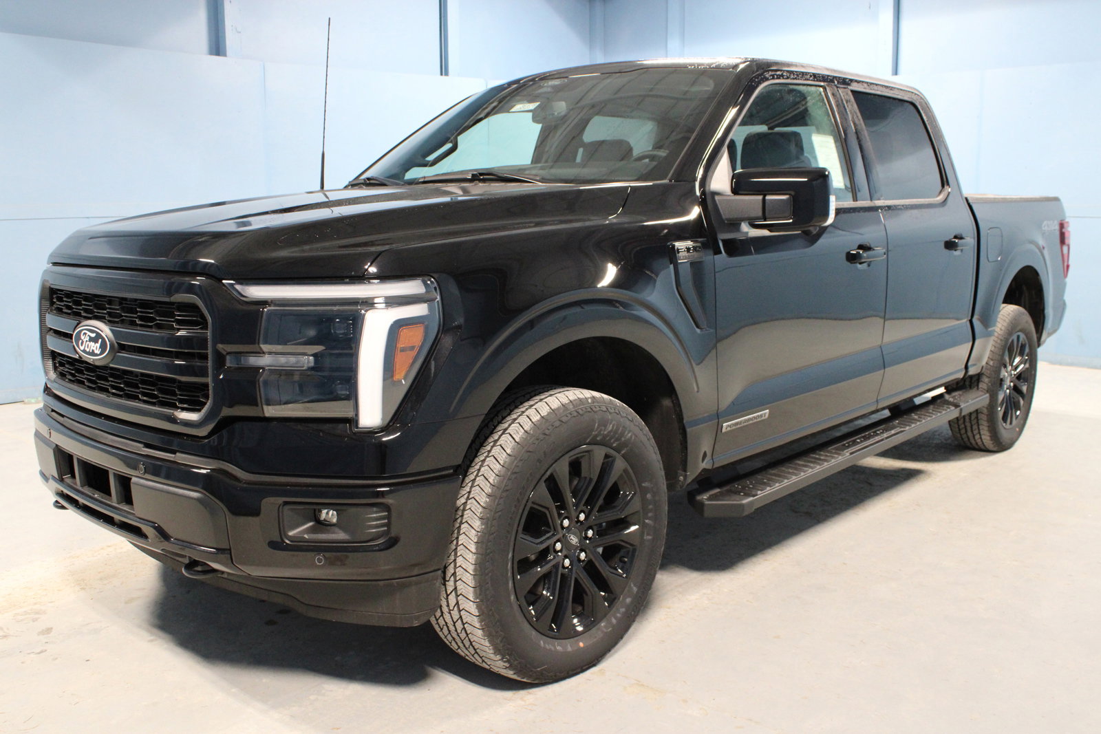 New 2025 Ford F150 Lariat w/ Equipment Group 502A High AWD/4WD image 31