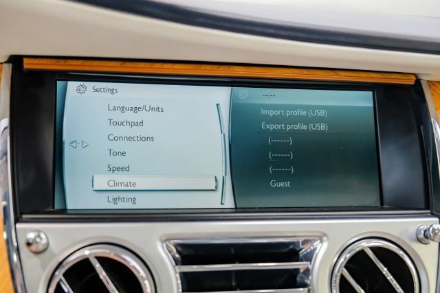 Used 2017 Rolls-Royce Wraith RWD image 47