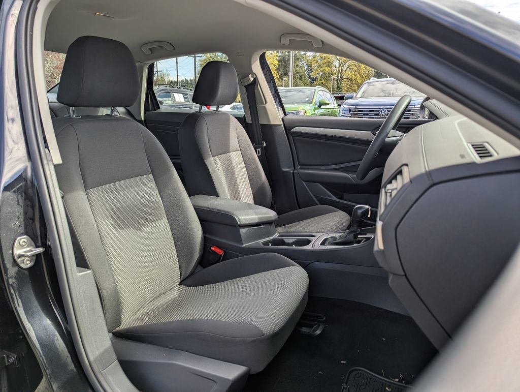 Used 2021 Volkswagen Jetta S w/ Driver Assistance Package FWD image 31