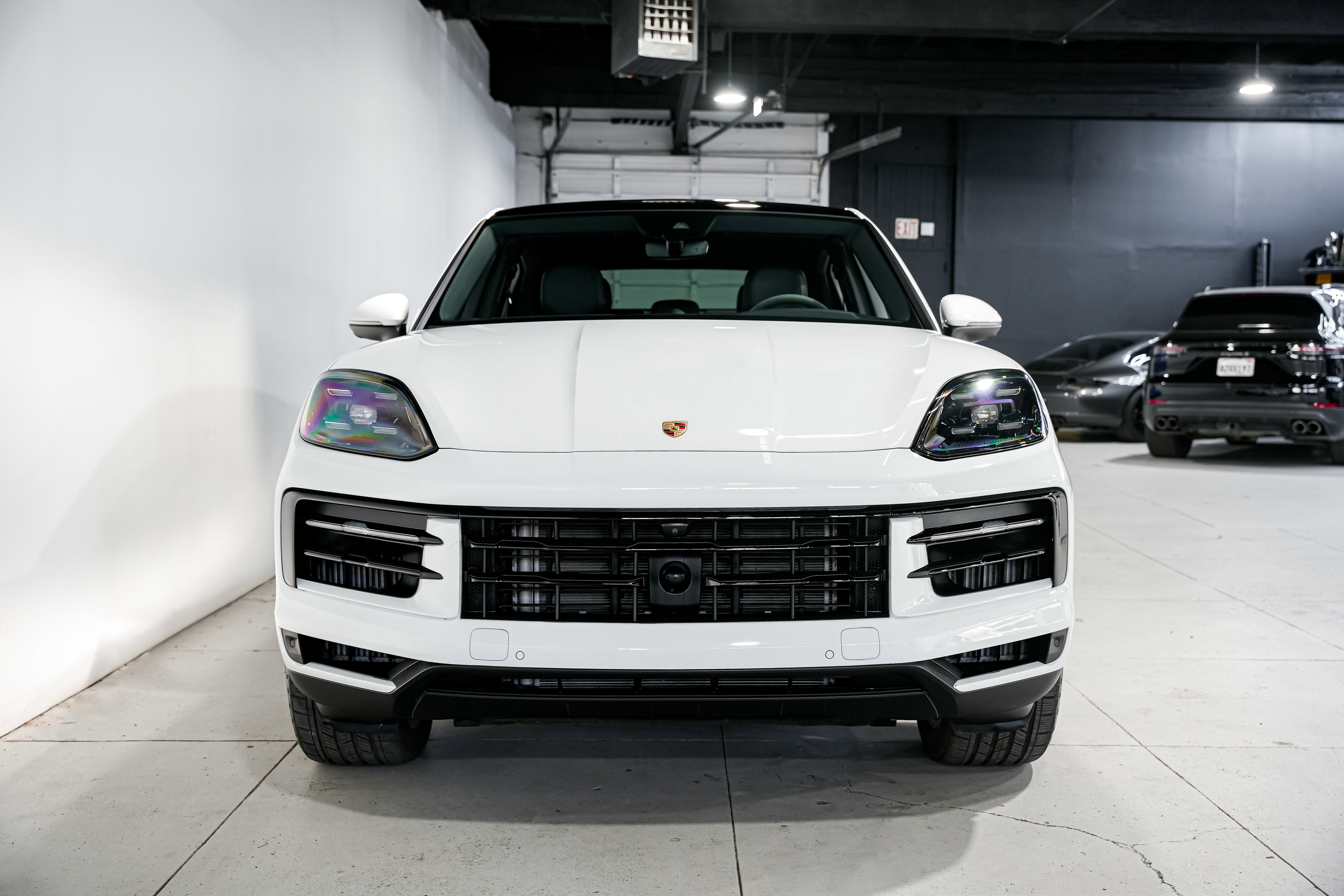 Used 2024 Porsche Cayenne Coupe w/ Premium Package Plus image 5