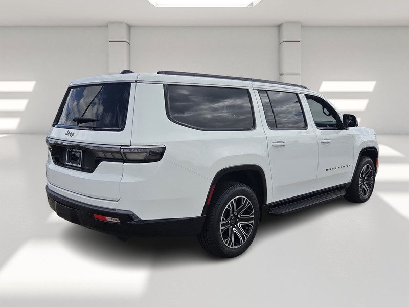 New 2026 Jeep Grand Wagoneer L 4WD w/ Premium Group I image 5