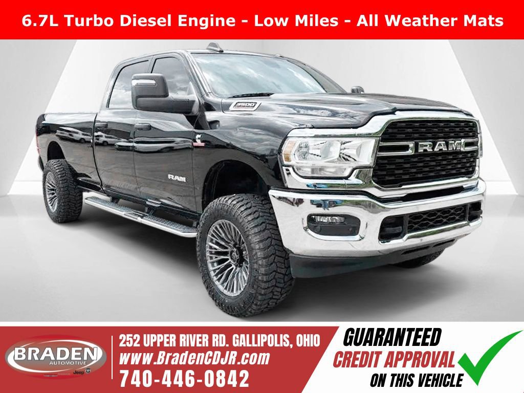 Used 2024 RAM 3500 Big Horn AWD/4WD image 1