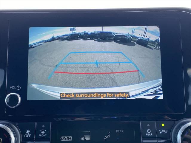 Certified 2024 Toyota Highlander LE AWD/4WD image 17