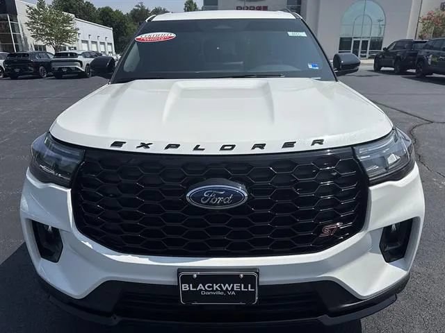 Used 2025 Ford Explorer ST w/ Sun And Sound Package AWD/4WD image 2