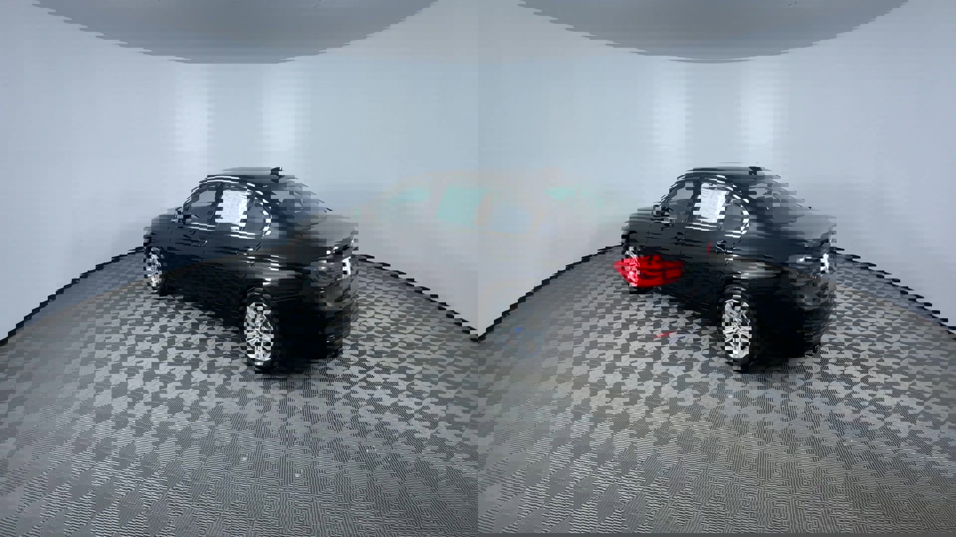 Used 2017 BMW 330i xDrive Sedan image 7