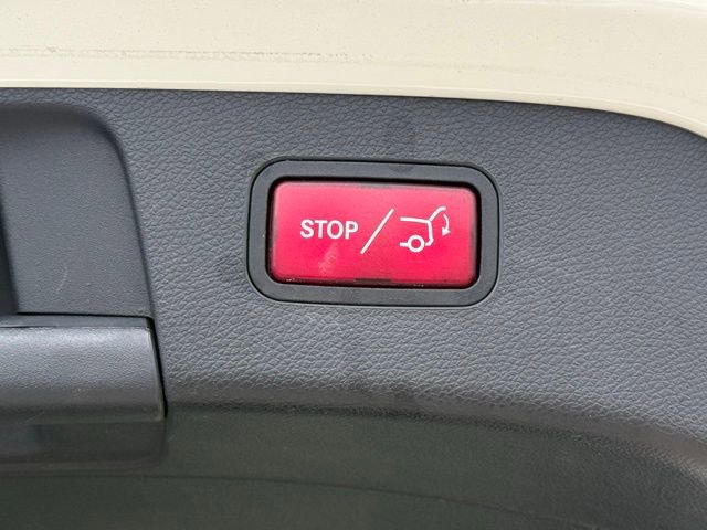Used 2016 Mercedes-Benz GLA 250 4MATIC image 13