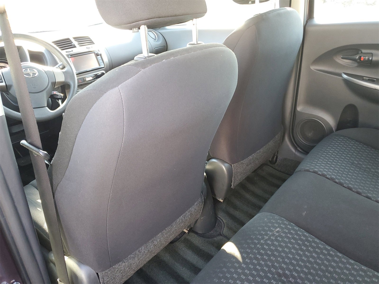 Used 2014 Scion xD image 13