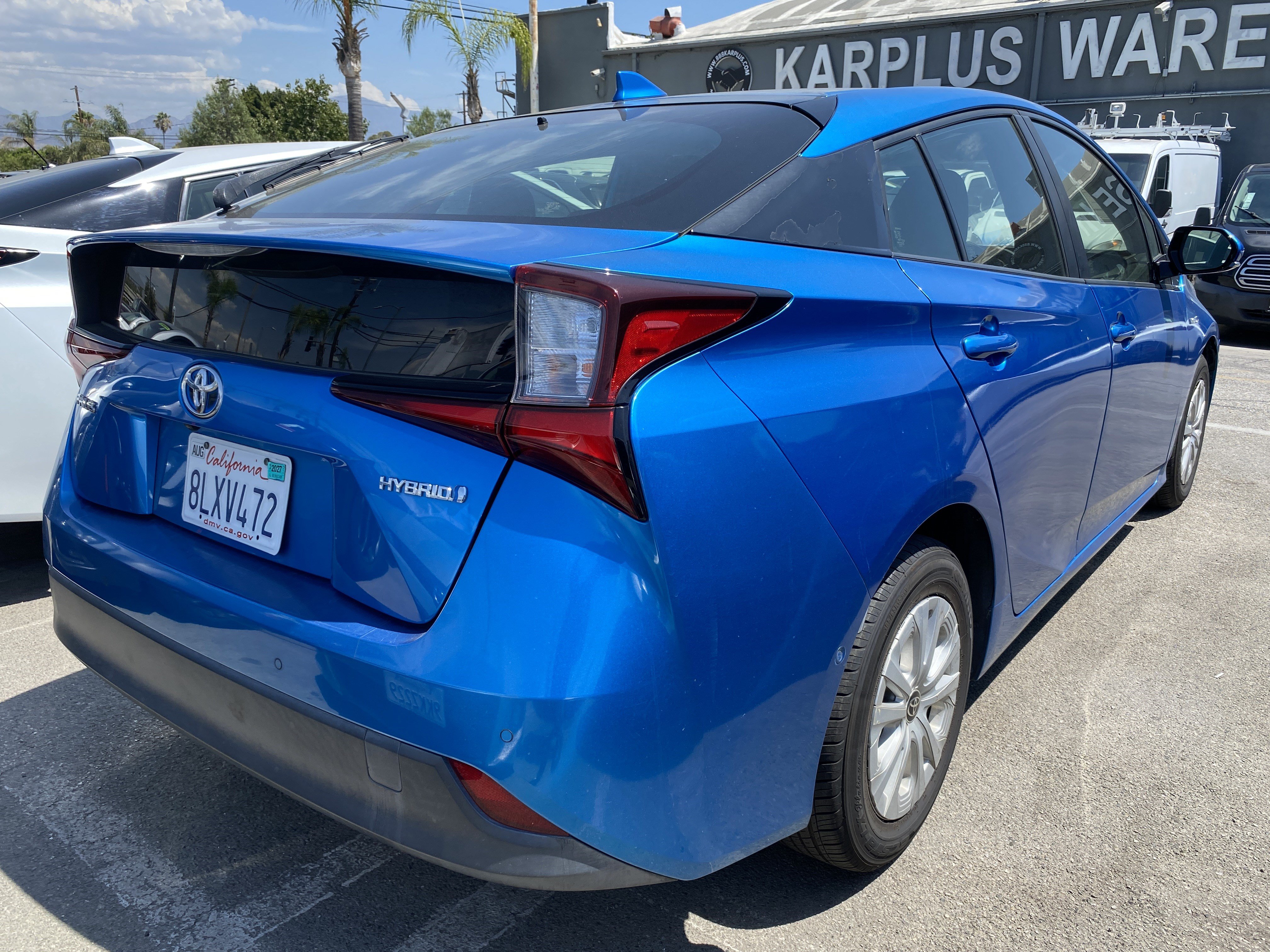 Used 2019 Toyota Prius LE w/ Carpet Mat Package FWD image 8