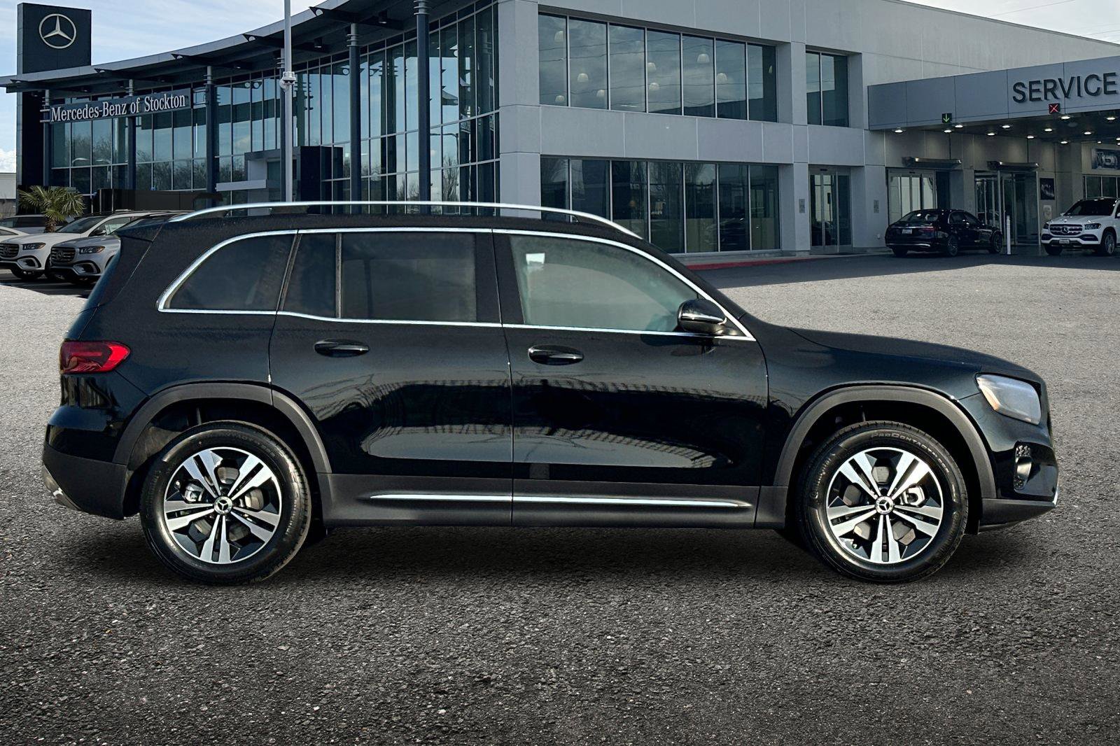 New 2026 Mercedes-Benz GLB 250 250 image 3