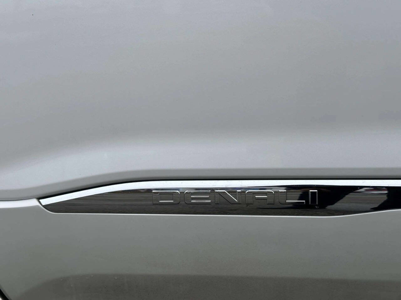 Used 2019 GMC Acadia Denali image 42