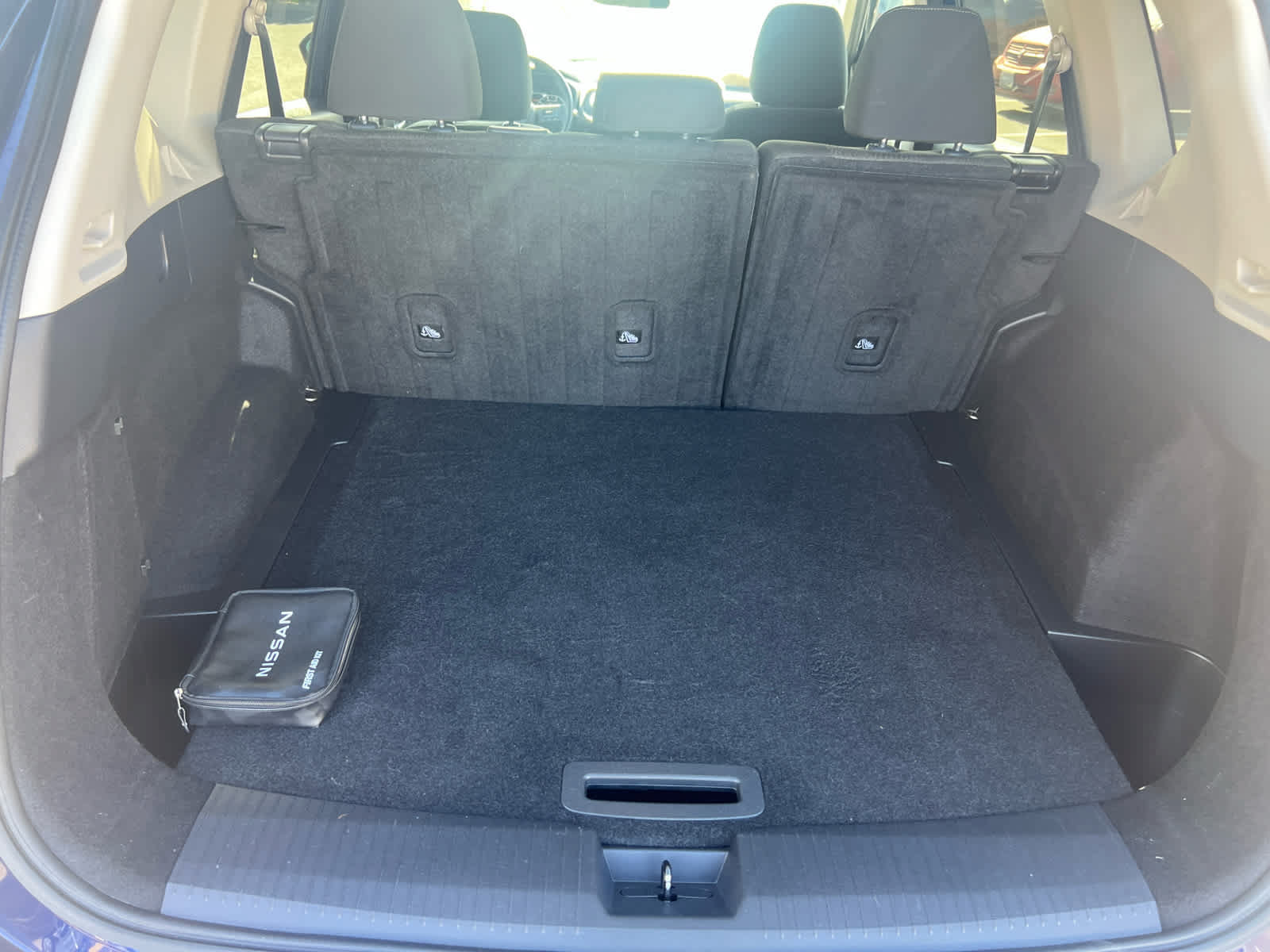 Used 2024 Nissan Rogue SV AWD/4WD image 10