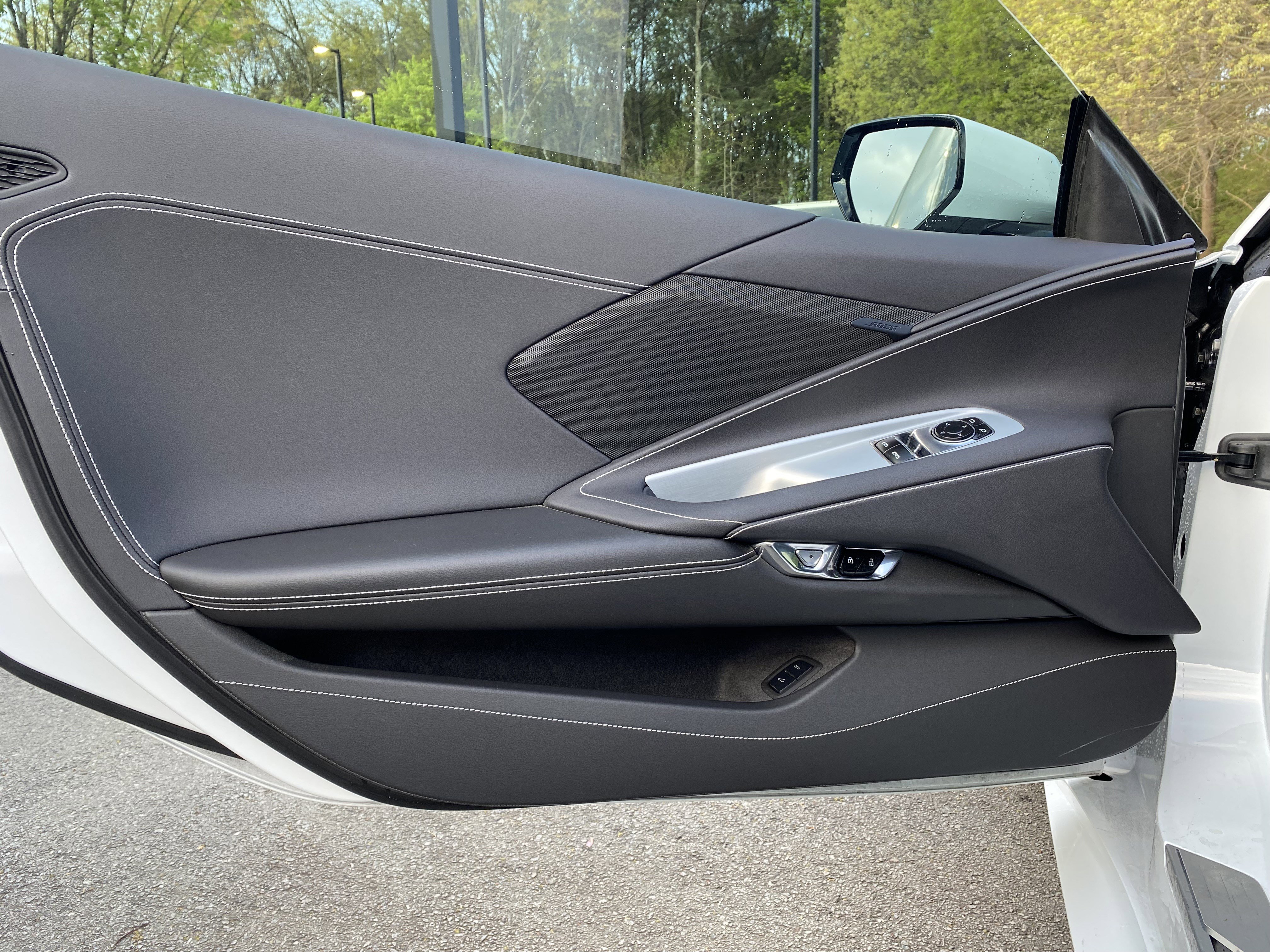 Used 2025 Chevrolet Corvette Stingray Coupe w/ 1LT image 14