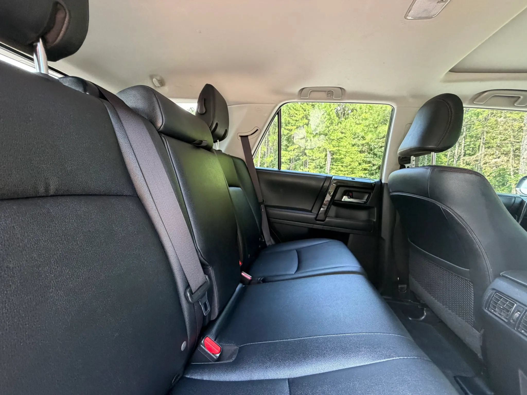 Used 2020 Toyota 4Runner TRD Off-Road Premium w/ Moonroof Package AWD/4WD image 16