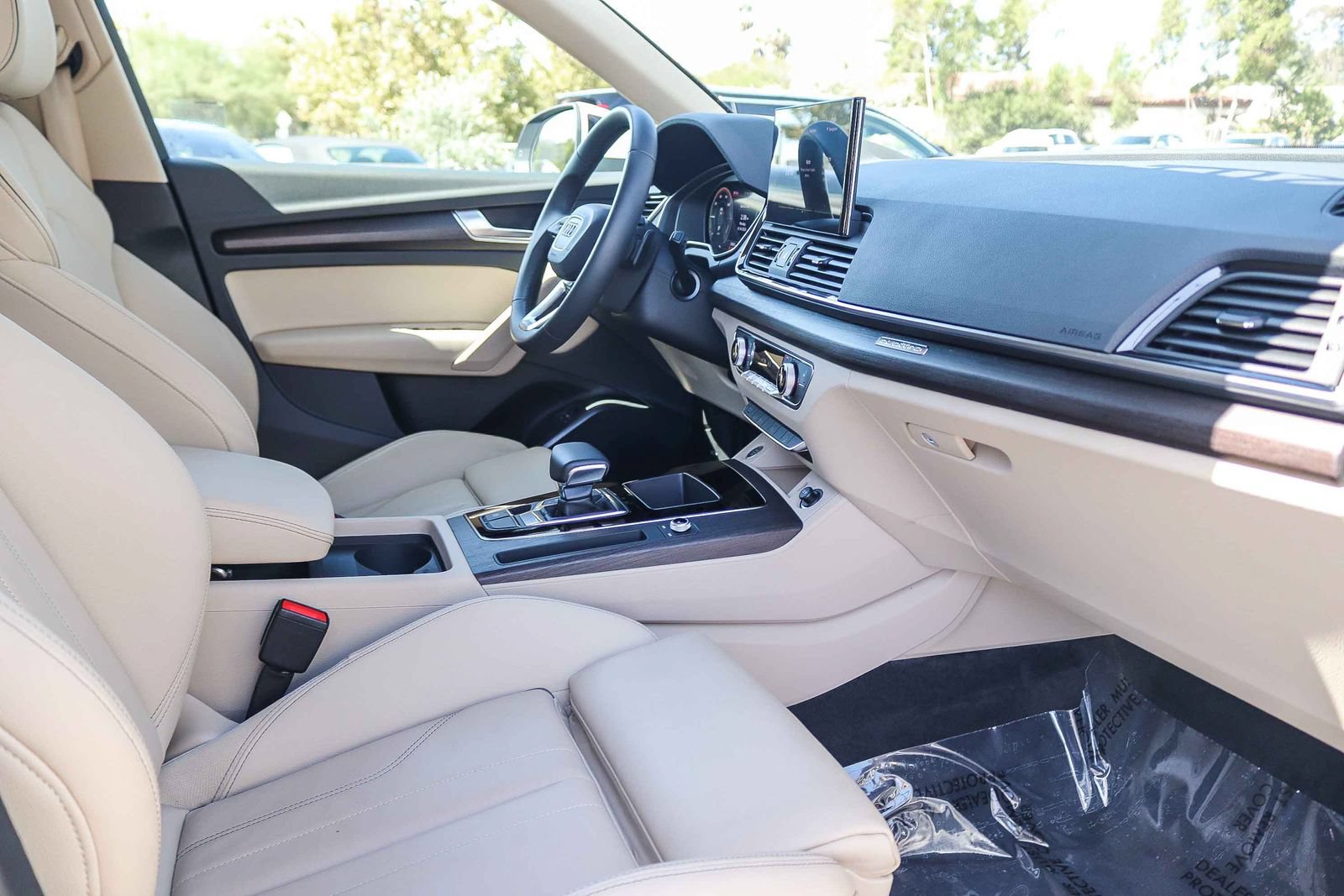 Certified 2024 Audi Q5 e Premium w/ Convenience Package AWD/4WD image 18