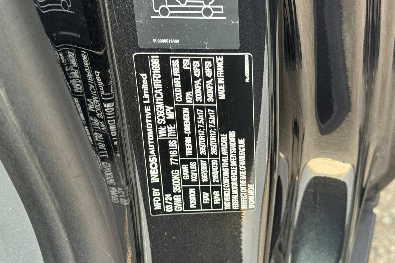 Used 2024 INEOS Grenadier Station Wagon AWD/4WD image 27