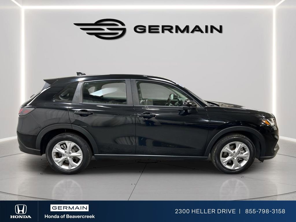 Used 2023 Honda HR-V LX image 10