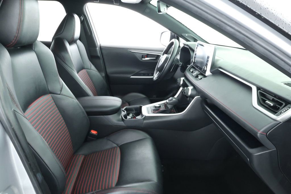 Used 2021 Toyota RAV4 XSE w/ Weather Package image 22