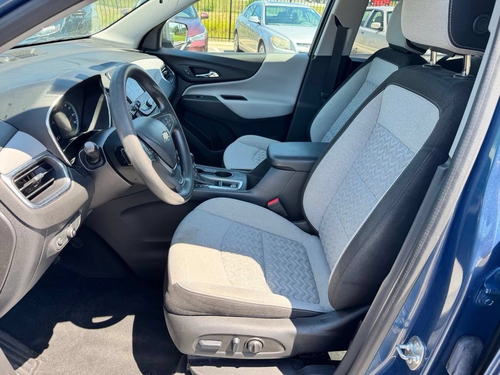 Used 2024 Chevrolet Equinox LS FWD image 19