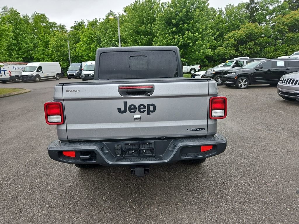 Used 2020 Jeep Gladiator Sport w/ Quick Order Package 24S AWD/4WD image 6