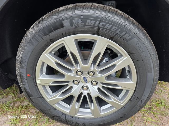 New 2026 Ford Explorer Platinum image 35