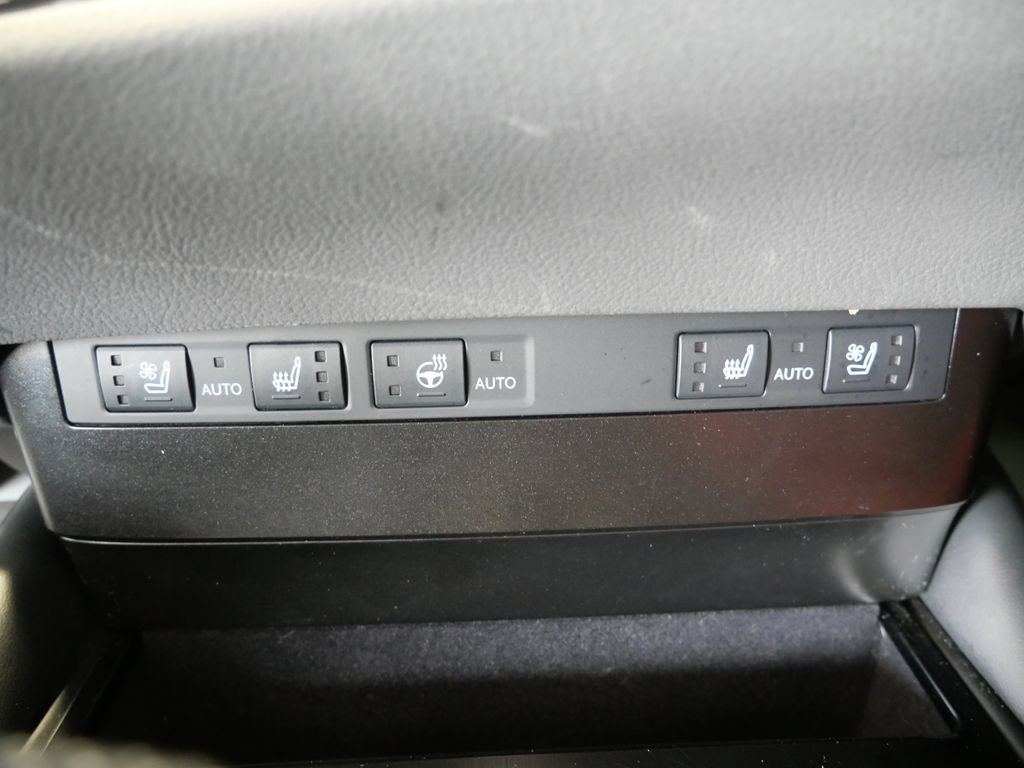 Certified 2023 Lexus ES 350 F Sport w/ Accessory Package (Z2) FWD image 37