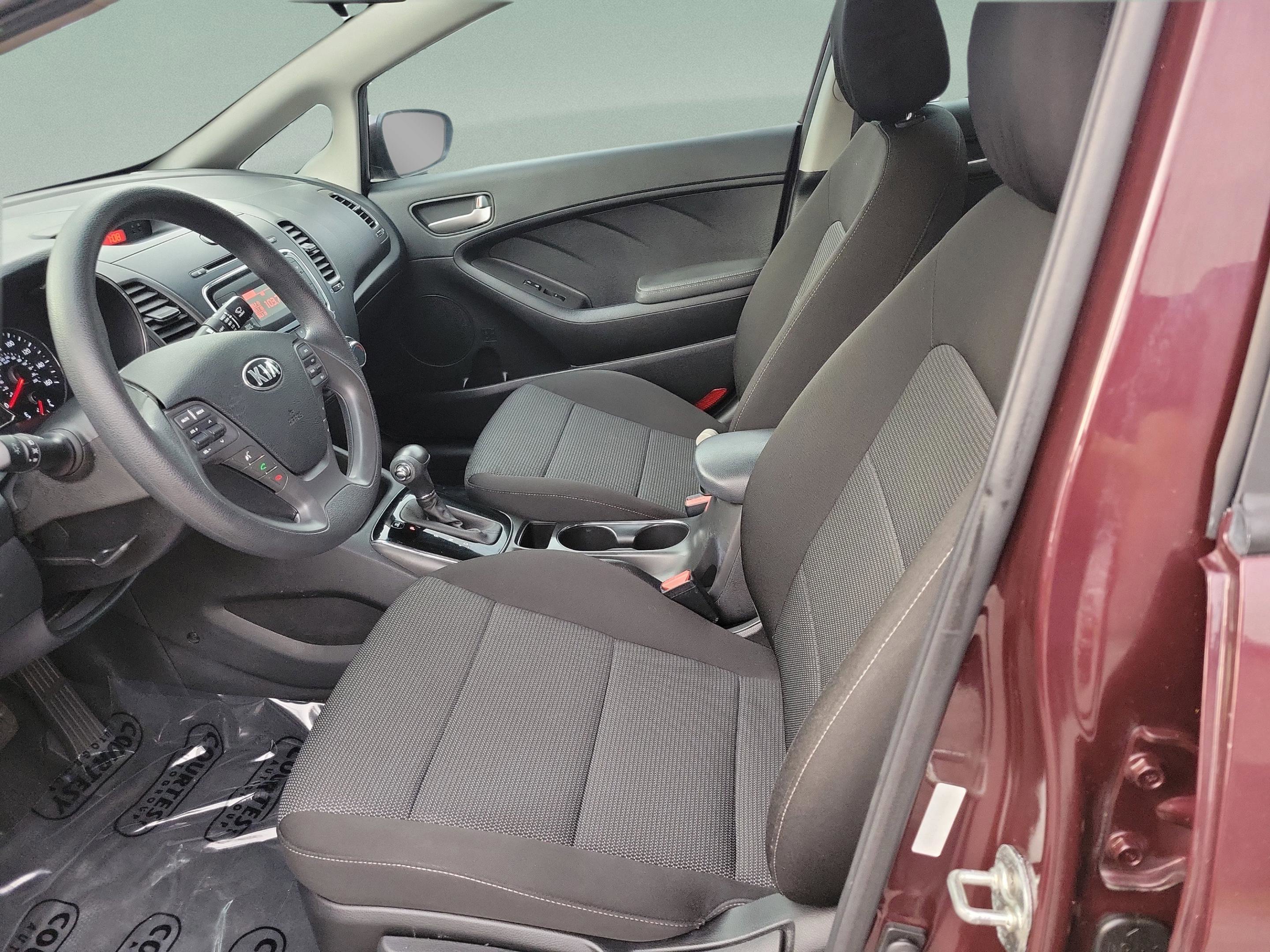 Used 2018 Kia Forte LX FWD image 15