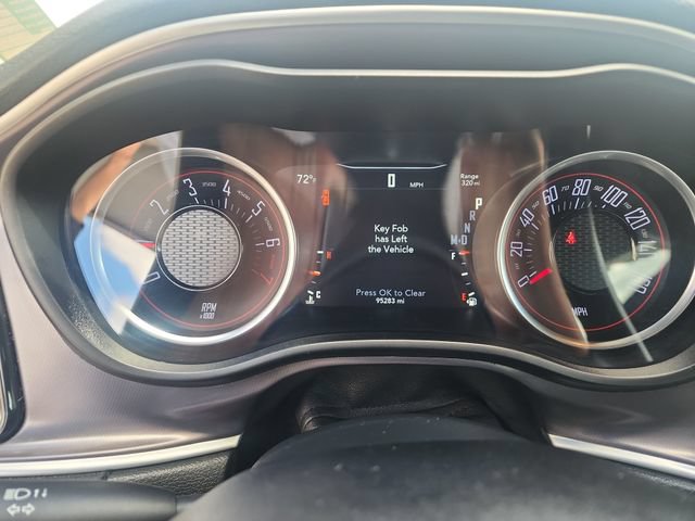 Used 2020 Dodge Challenger SXT RWD image 23