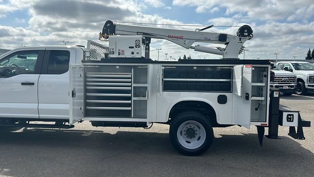 New 2024 Ford F550 4x4 SuperCab Super Duty image 3