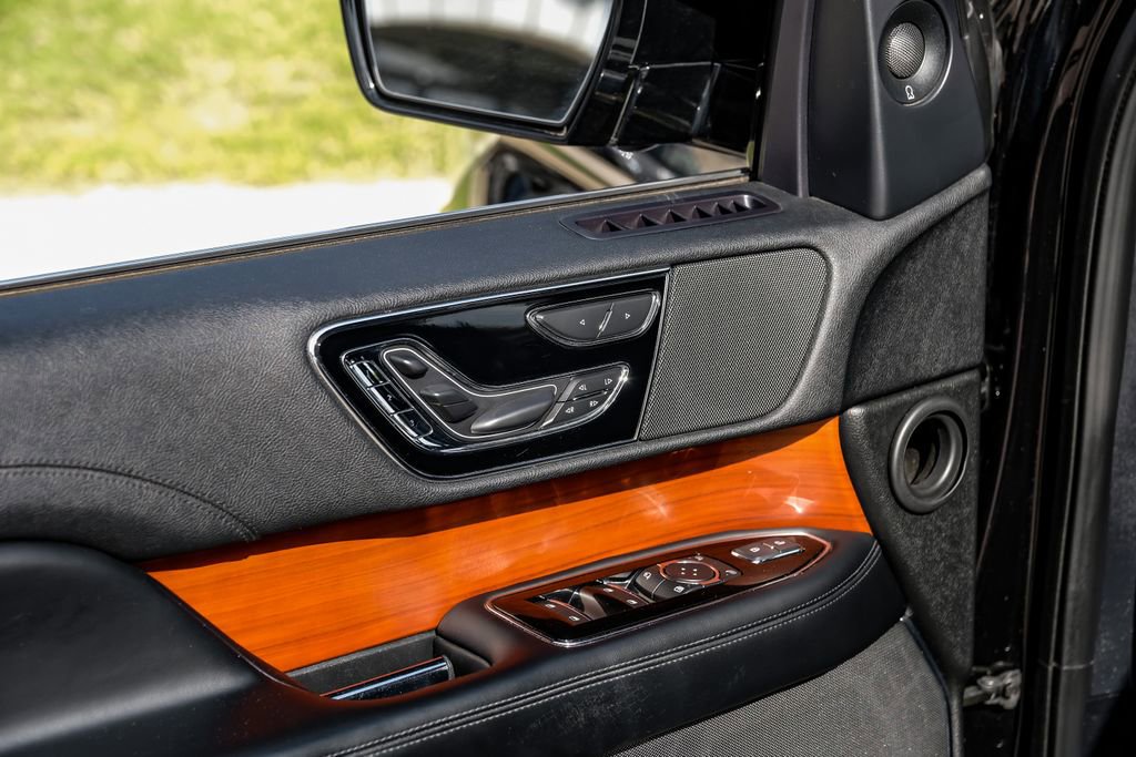 Used 2020 Lincoln Navigator Reserve image 54