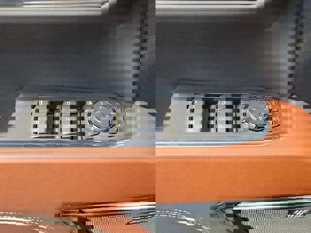 Used 2024 GMC Sierra 3500 Denali Ultimate image 19