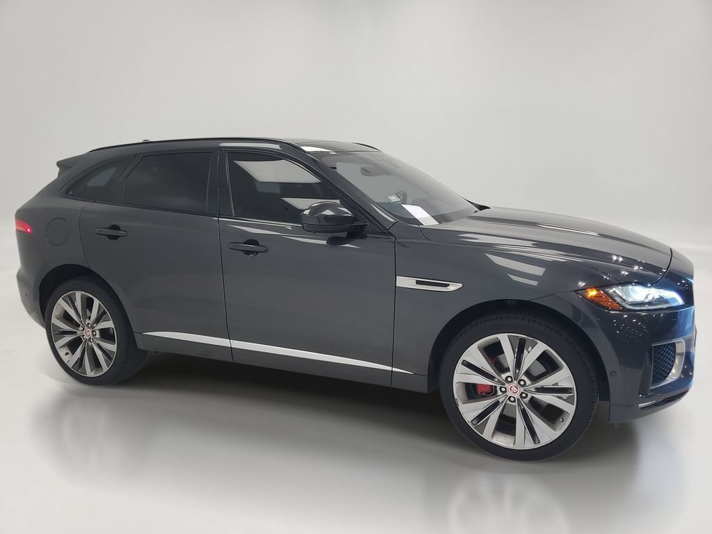 Used 2019 Jaguar F-PACE S AWD/4WD image 2
