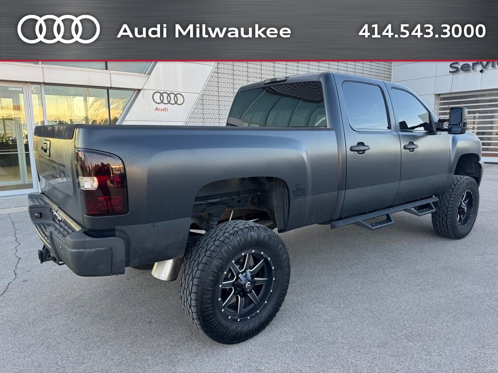Used 2013 Chevrolet Silverado 2500 LTZ w/ LTZ Plus Package image 4