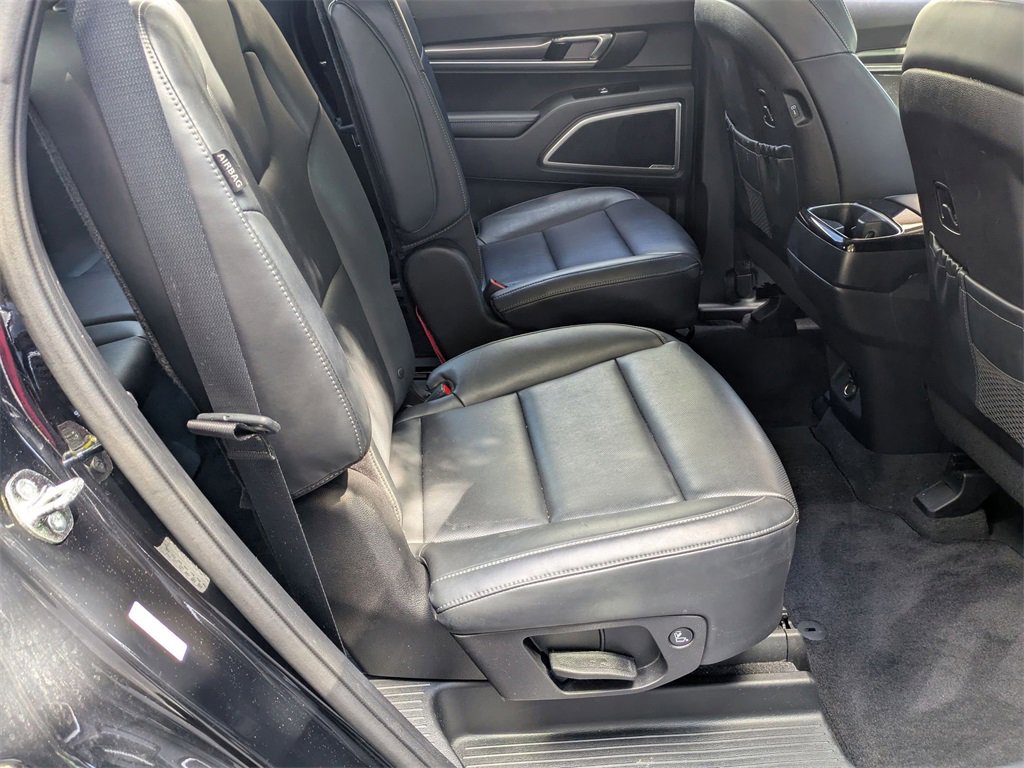 Used 2025 Kia Telluride S image 29