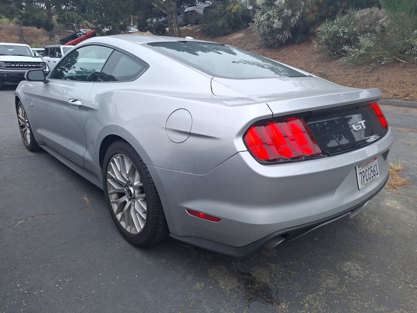Used 2016 Ford Mustang GT Premium w/ GT Performance Package RWD image 4
