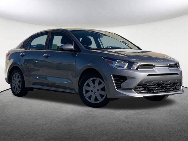 Used 2023 Kia Rio S image 2