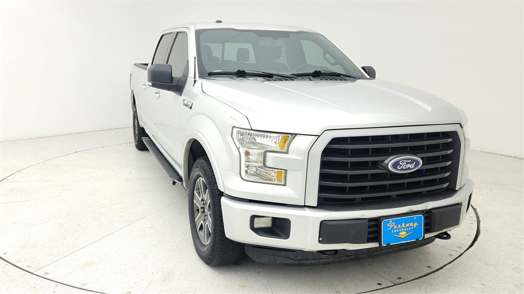 Used 2016 Ford F150 XLT w/ Equipment Group 302A Luxury image 9