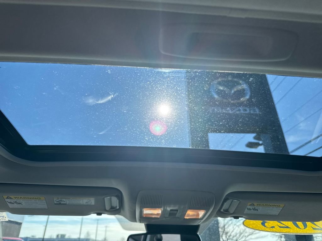 Used 2023 MAZDA CX-5 Carbon Edition image 17