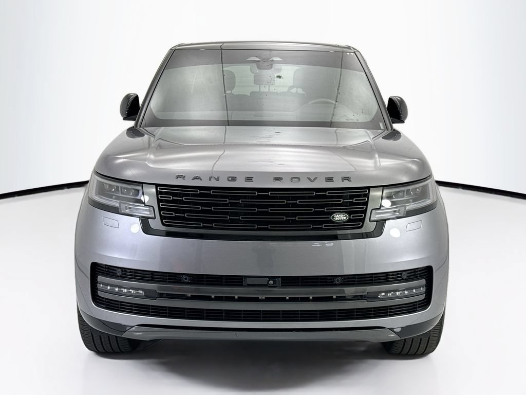 Certified 2025 Land Rover Range Rover Long Wheelbase SE AWD/4WD image 2