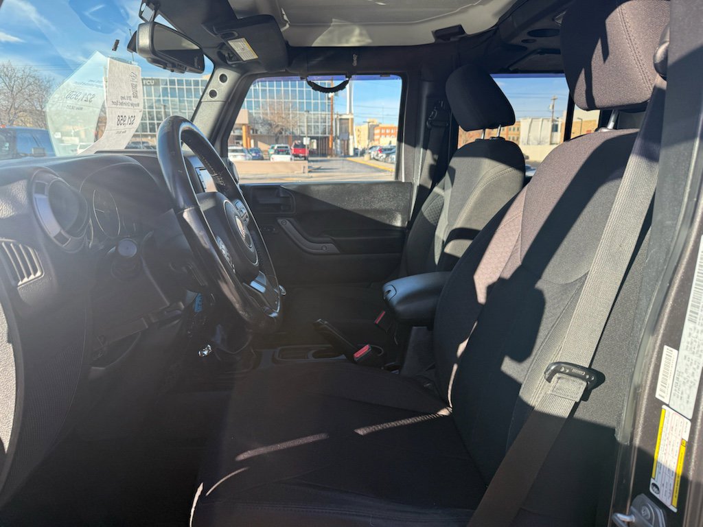 Used 2016 Jeep Wrangler Unlimited Sport AWD/4WD image 10