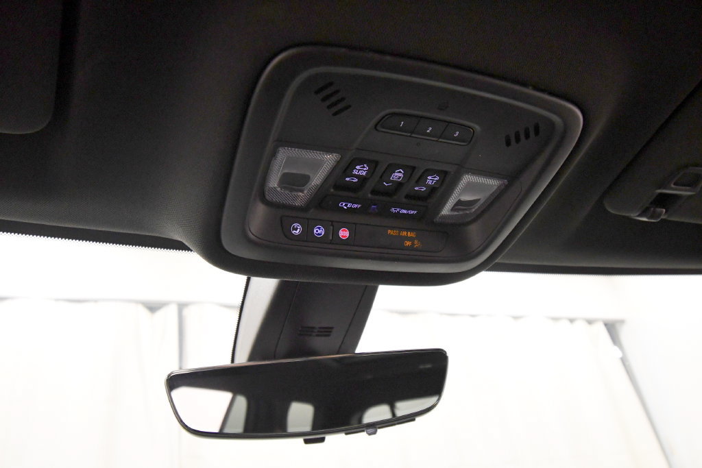 Used 2023 Chevrolet Traverse High Country AWD/4WD image 30