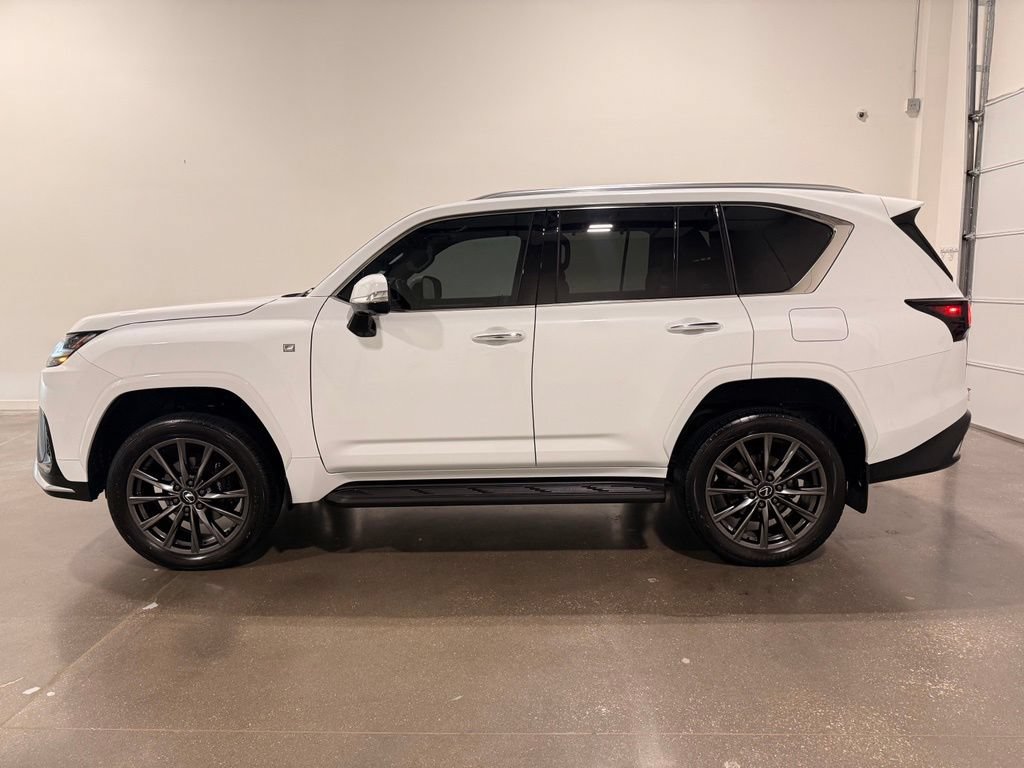 Used 2024 Lexus LX 600 F Sport AWD/4WD image 8