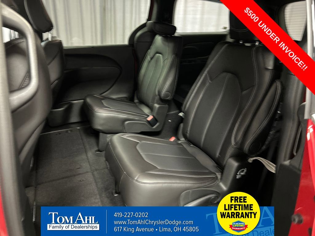 New 2026 Chrysler Voyager LX image 21