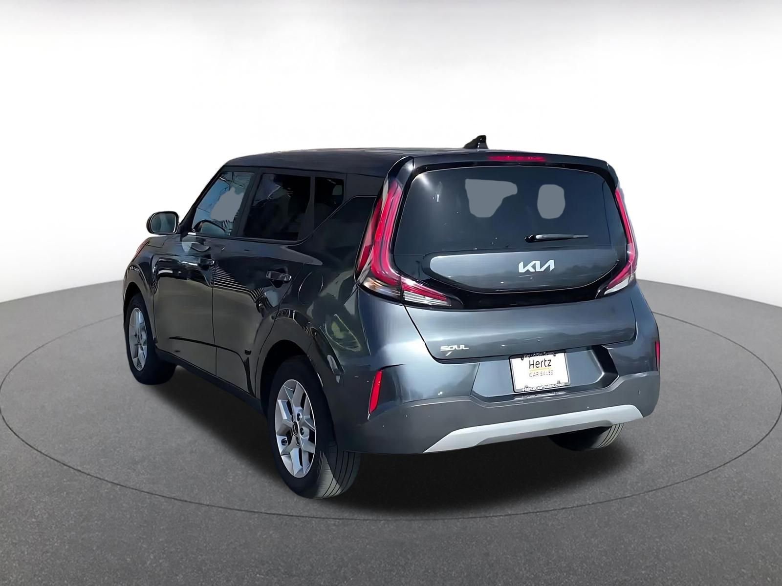 Used 2025 Kia Soul LX w/ LX Technology Package image 11