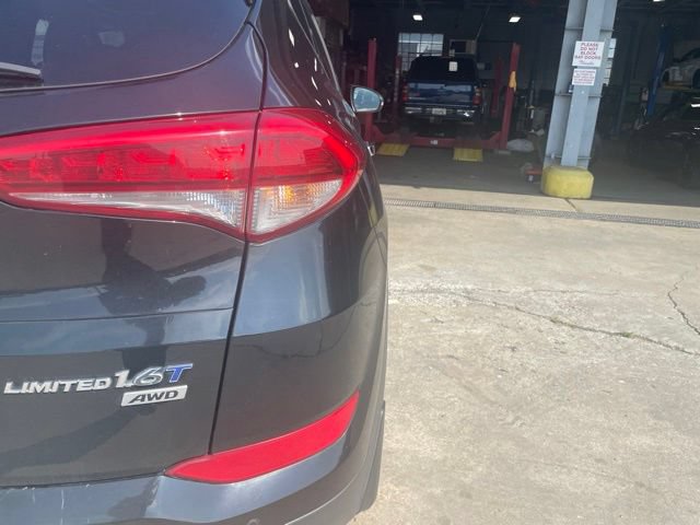 Used 2016 Hyundai Tucson Limited w/ Option Group 03 AWD/4WD image 6
