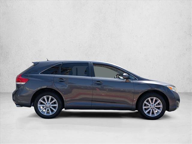 Used 2010 Toyota Venza image 4